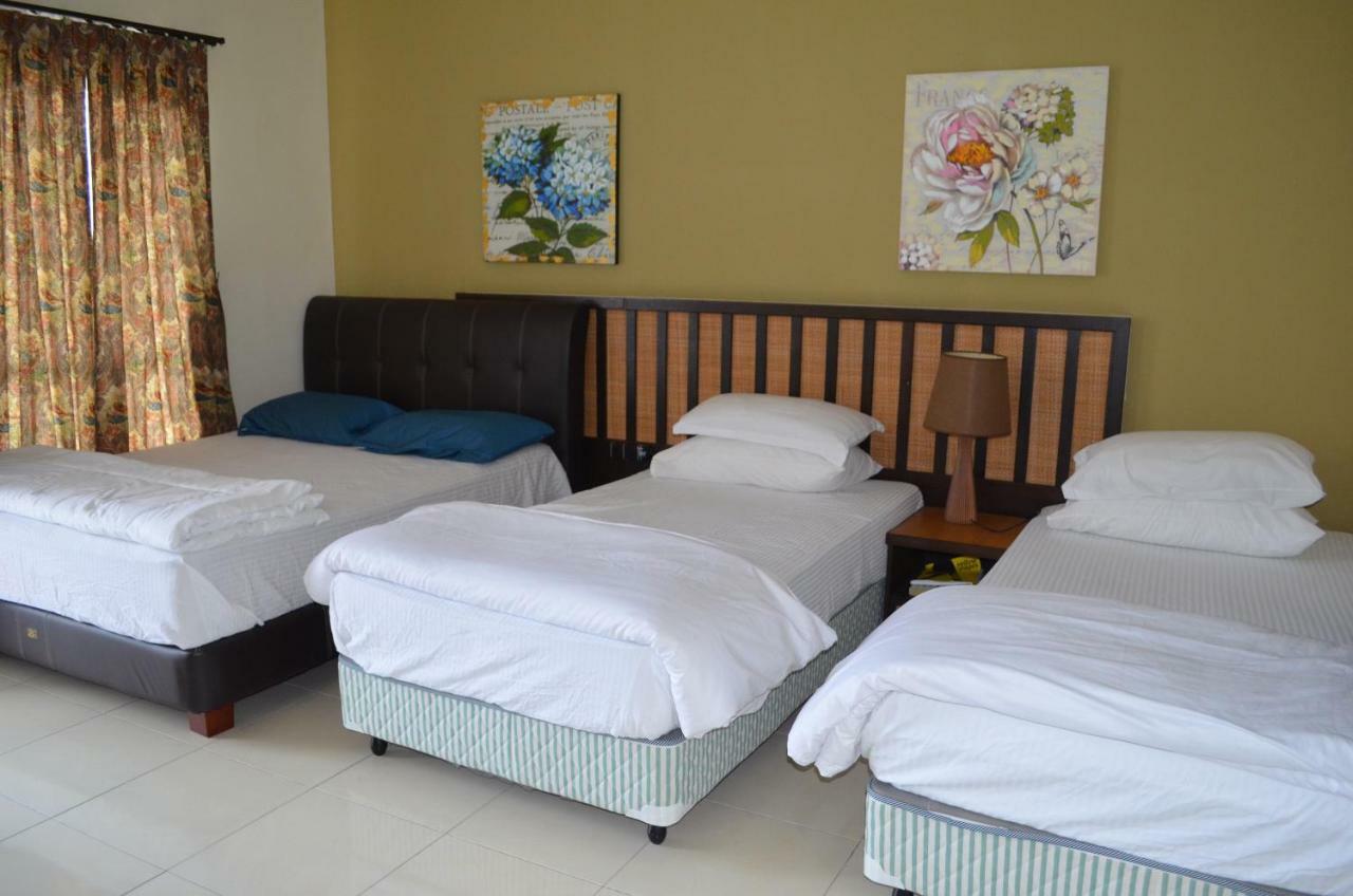 Gold Coast Morib Ain Studio Kampong Tanjong Pechah Exterior foto